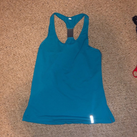 Under Armour Blue Run Tank - Picture 2 of 3